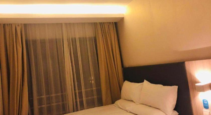 Hanting Jiashan Road Hotel 2*
